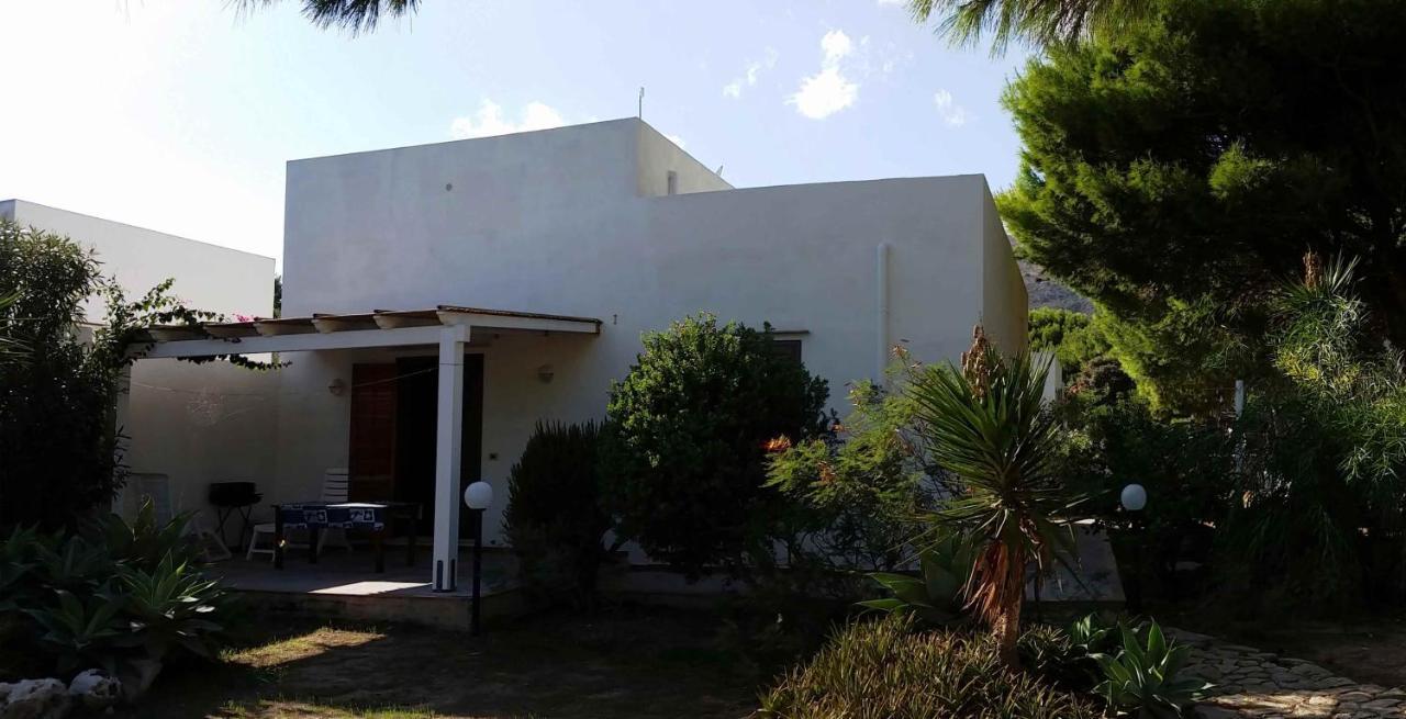Villa Punta Lunga Фавиньяна Экстерьер фото